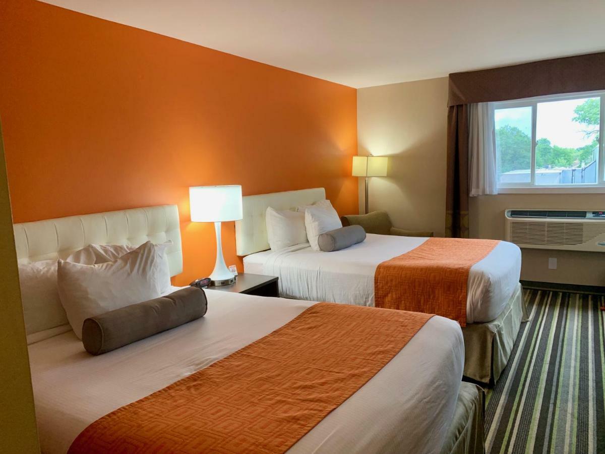 ฮาวเวิร์ด จอห์นสัน บาย วินด์แฮม วินนิเปก เวสต์ Hotel วินนิเพก ภายนอก รูปภาพ