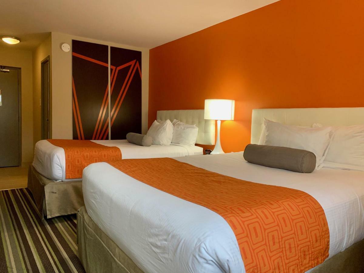 ฮาวเวิร์ด จอห์นสัน บาย วินด์แฮม วินนิเปก เวสต์ Hotel วินนิเพก ภายนอก รูปภาพ